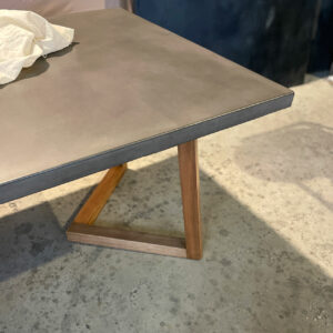 Mesa de comedor CETUS