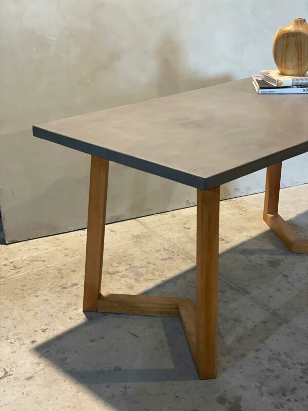 Mesa de comedor CETUS - Imagen 4