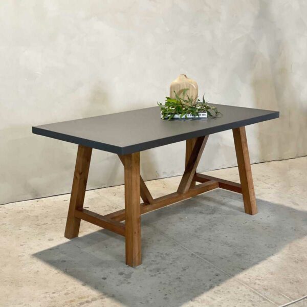 Mesa de comedor HERCULES