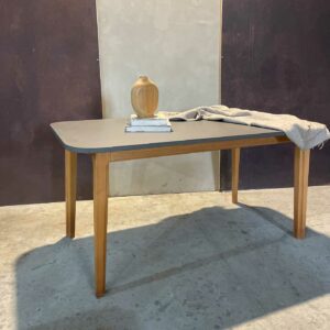 Mesa de comedor BAIKAL
